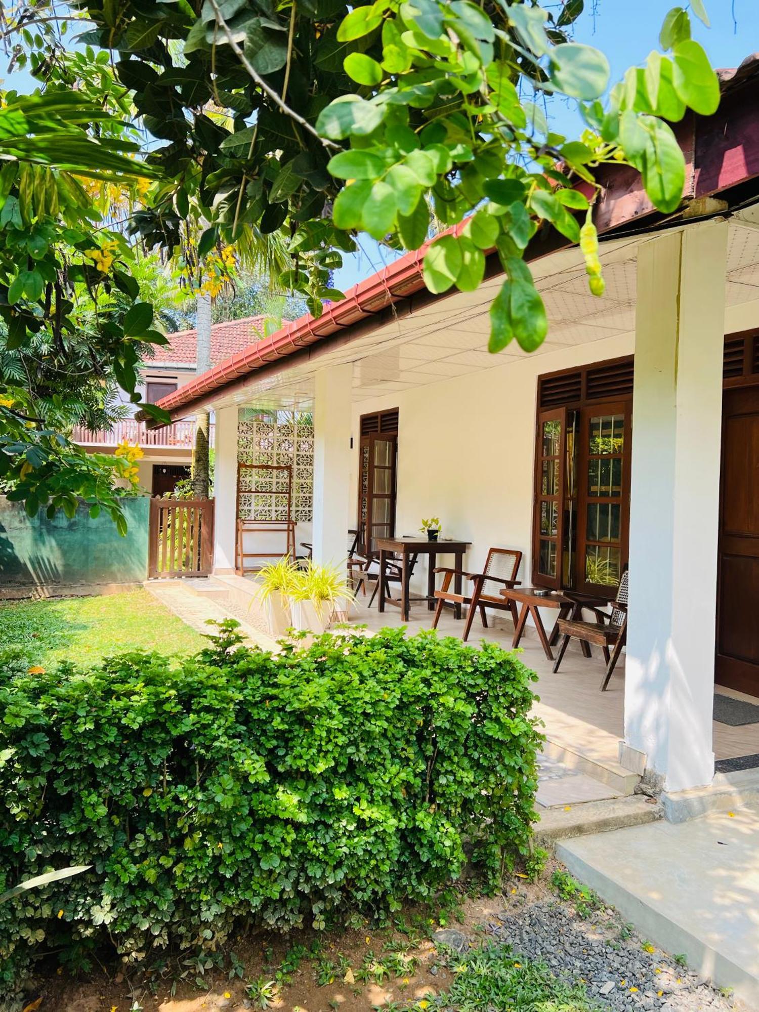 Medawatta Villa ミリッサ エクステリア 写真