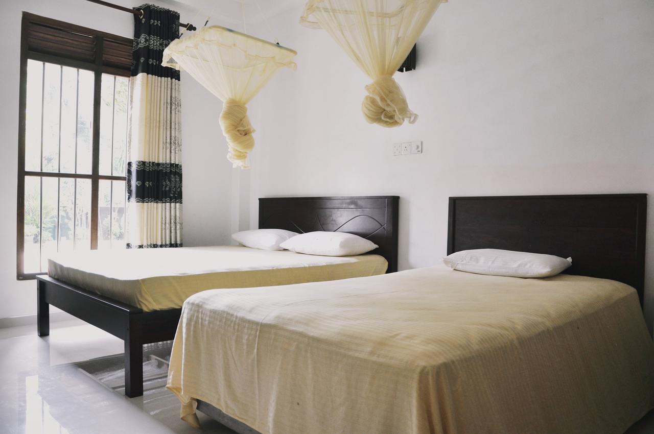 Medawatta Villa ミリッサ エクステリア 写真