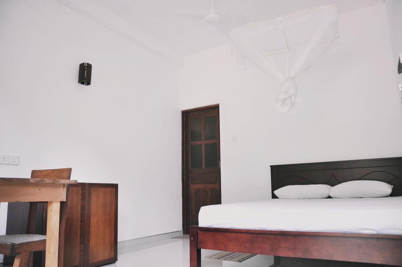 Medawatta Villa ミリッサ エクステリア 写真