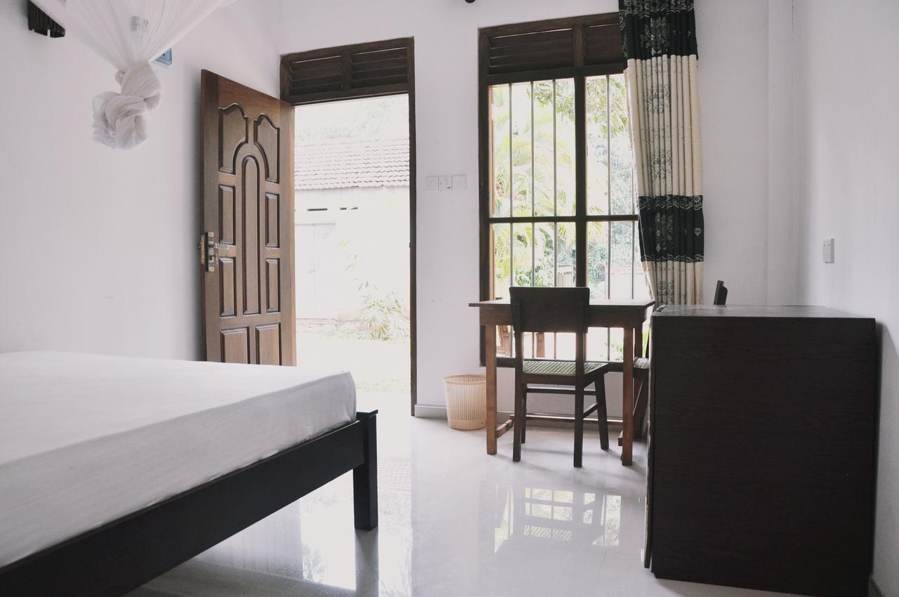 Medawatta Villa ミリッサ エクステリア 写真