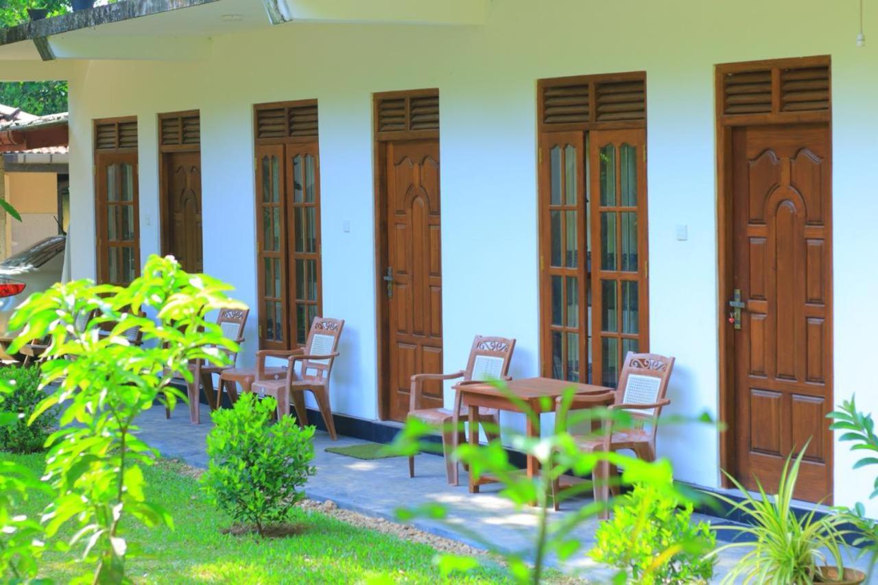 Medawatta Villa ミリッサ エクステリア 写真