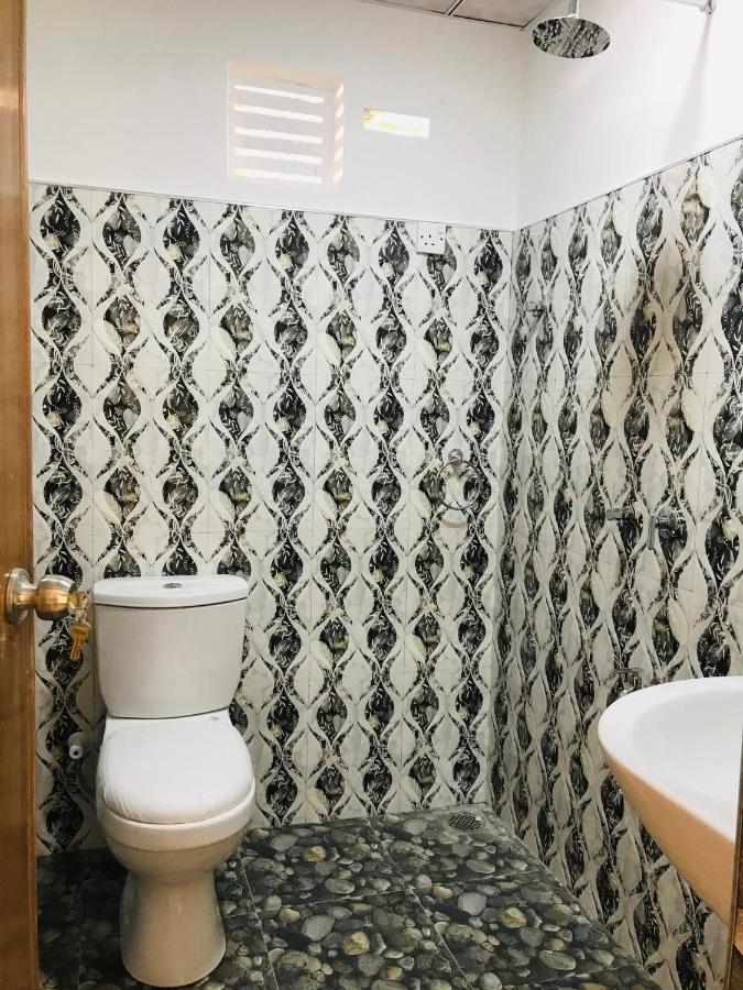Medawatta Villa ミリッサ エクステリア 写真