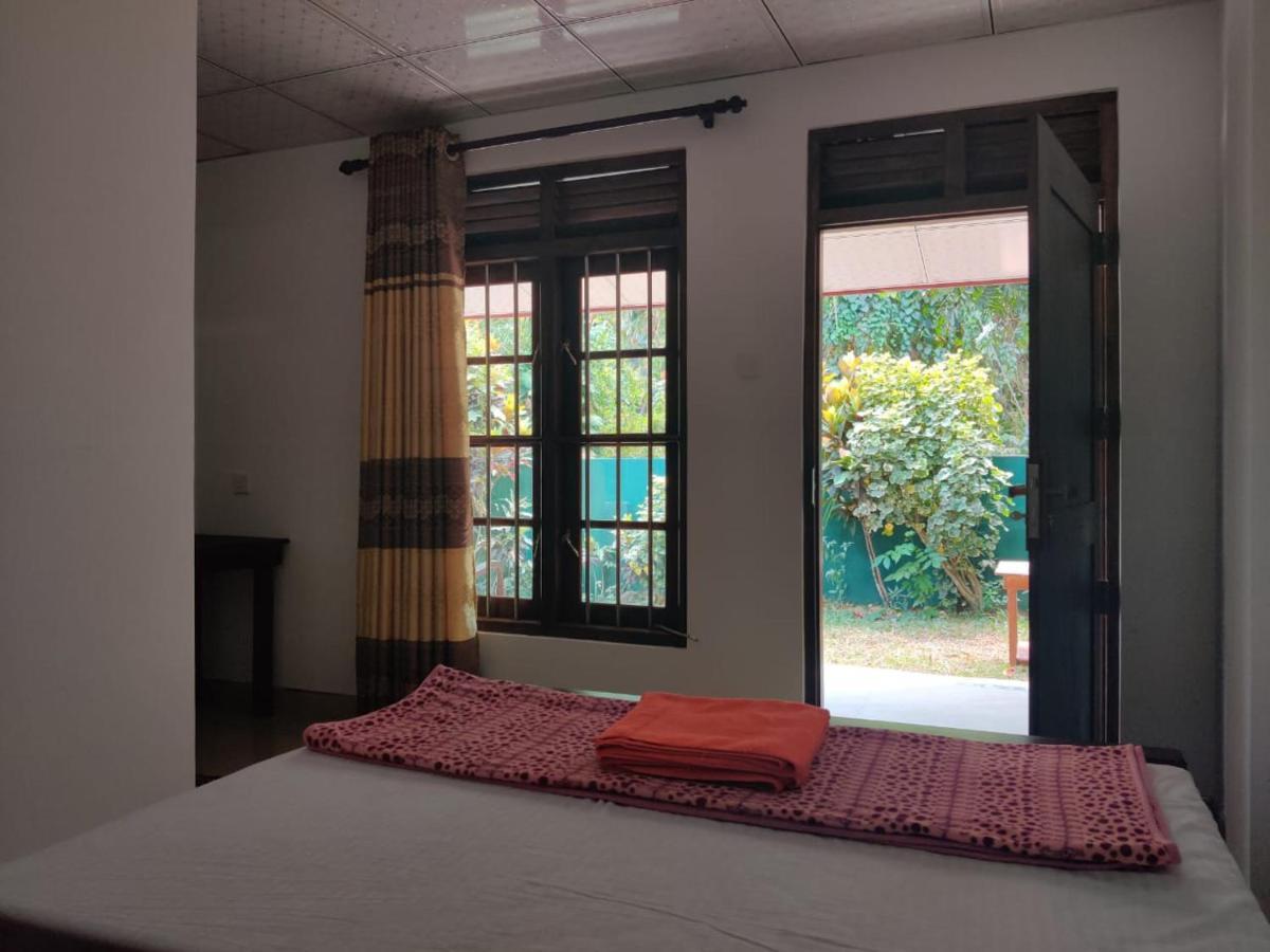 Medawatta Villa ミリッサ エクステリア 写真